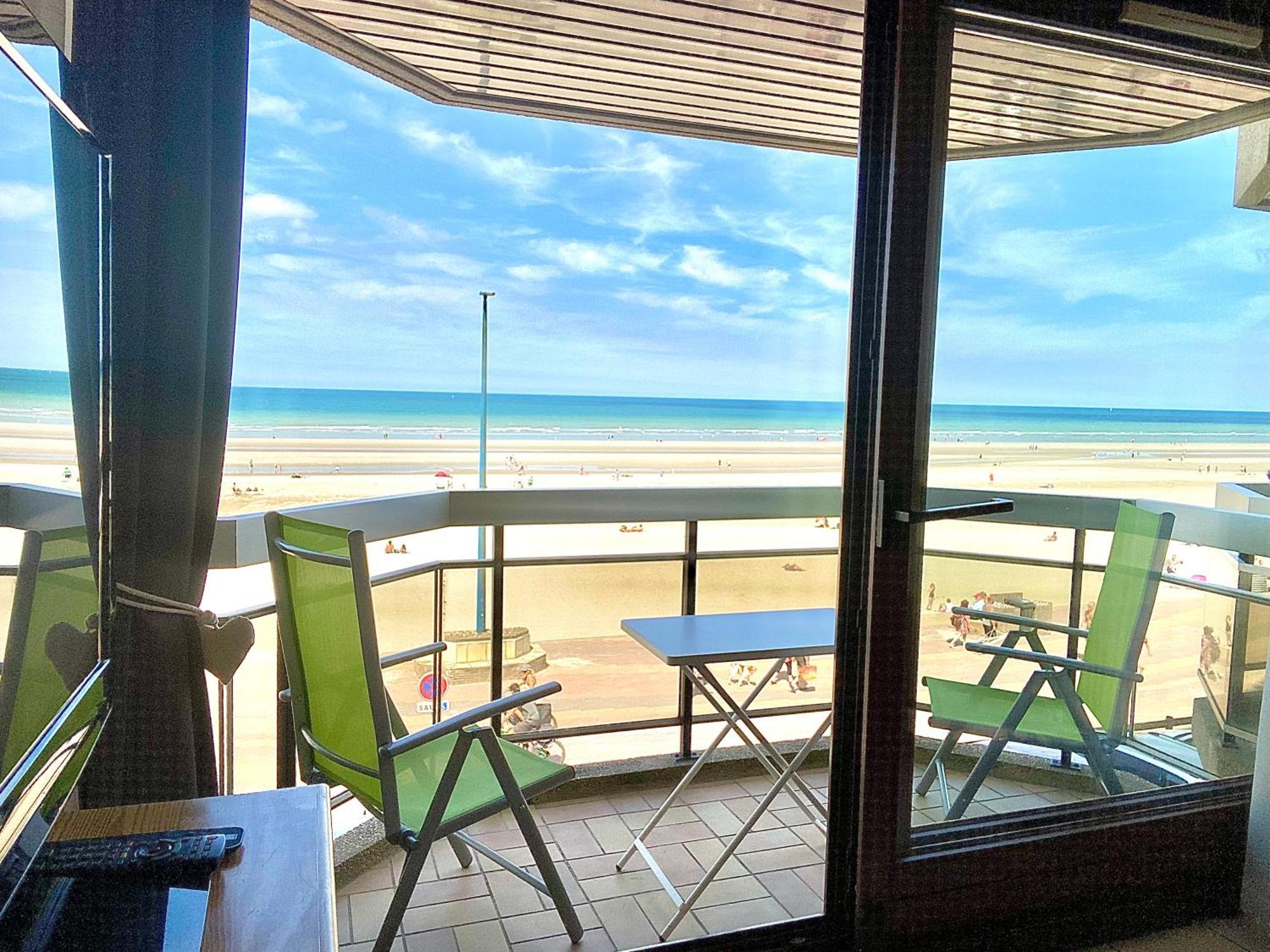 Appartement Vue Frontale Mer, 4 Personnes 브레뒨느 외부 사진